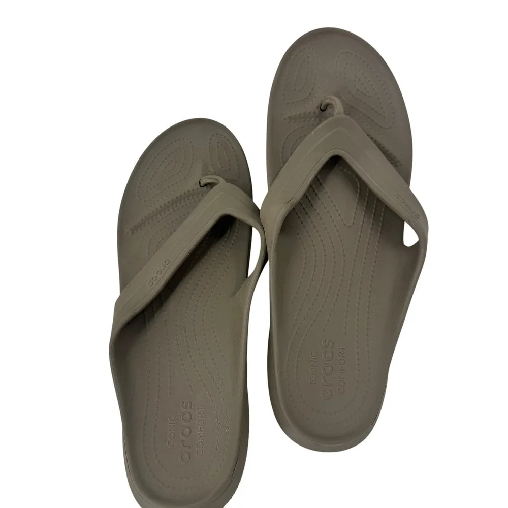 Crocs Classic‎ Flip Flop Sandals Mens tan Iconic Comfort Water Friendly Sz 13